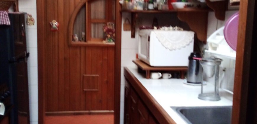 CASA EN URBANIZACIÓN PRIVADA  EN AV. ROTARIA, SAN CRISTÓBAL, ESTADO TÁCHIRA, VENEZUELA.