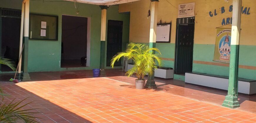 VENDE CASA  ANTIGUA  EN TÁRIBA, TÁCHIRA, VENEZUELA.